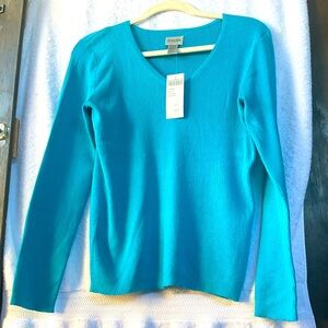 Chico’s Apparel Calla L/S V-Neck Pullover Aquarius Blue; NWT; M/8